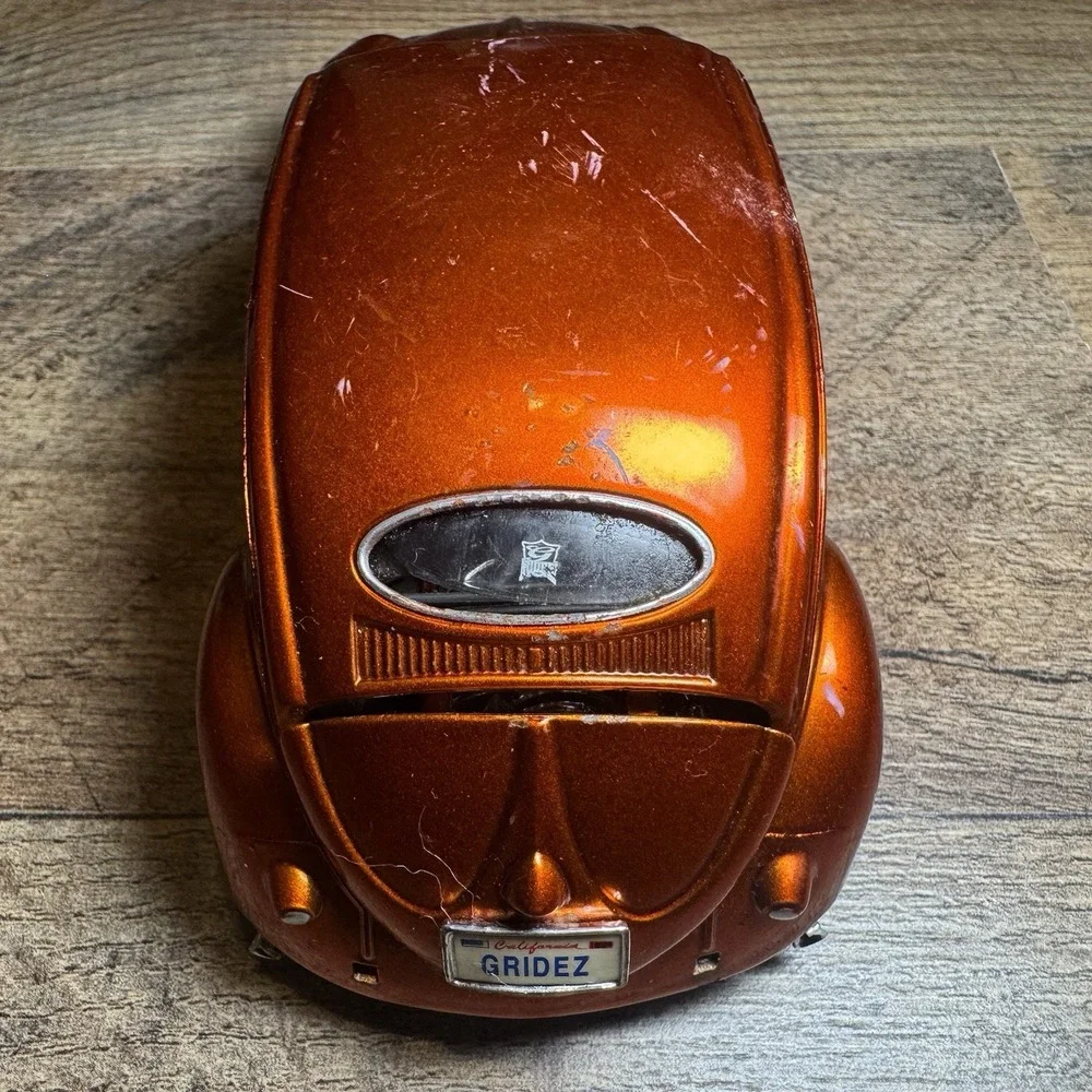 Maisto Diecast Car Unisex 1:24 Copper 2006 Urban Ridez VBUGZ VW Beetle